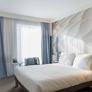 novotel-charleroi-centre.brusselshotelsbook.com/