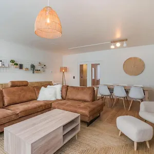 Appartement Ruim En Warm In De Winkelstraat 
