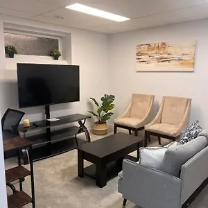 well-furnished-1-bedroom-basement-suite.winnipeg-hotels.net/