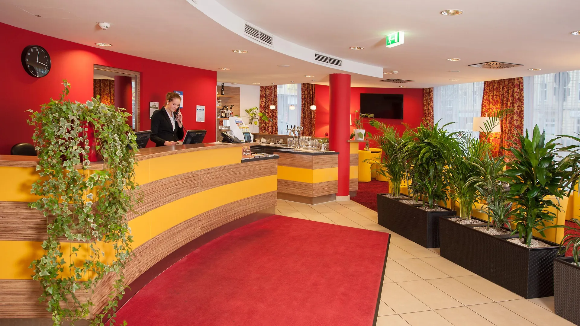 فندق سيناتور فيينا 4*,