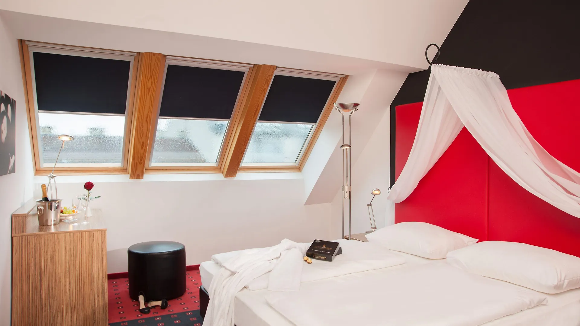 فندق سيناتور فيينا 4*,