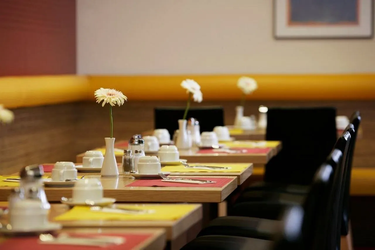 ****  Senator Hotel Wien Østrig