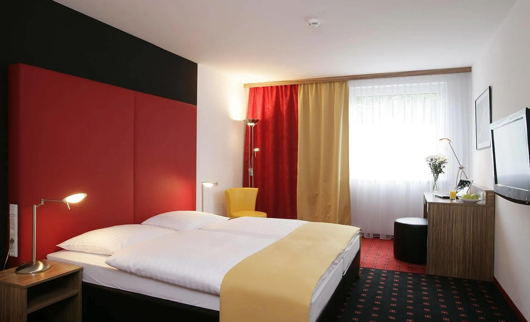 Senator Hotel Wien 4*,