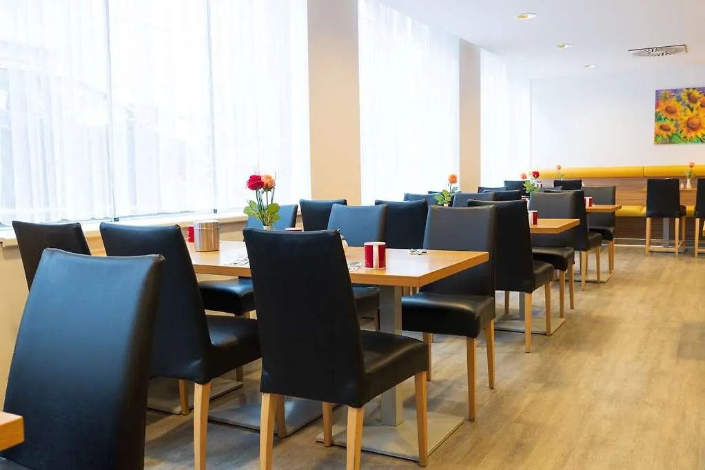 Senator Hotel Wien