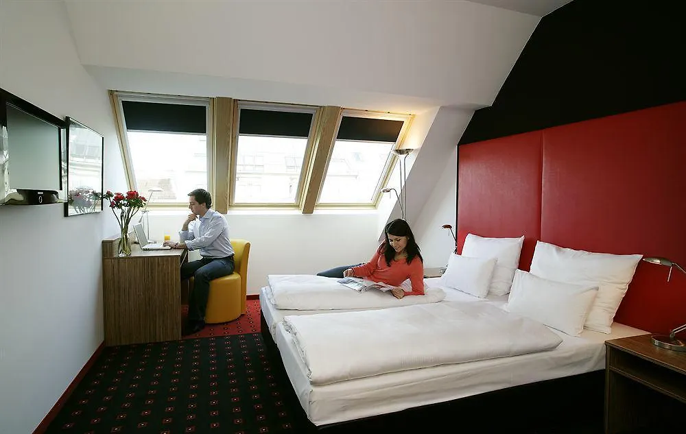 Senator Hotel Wien