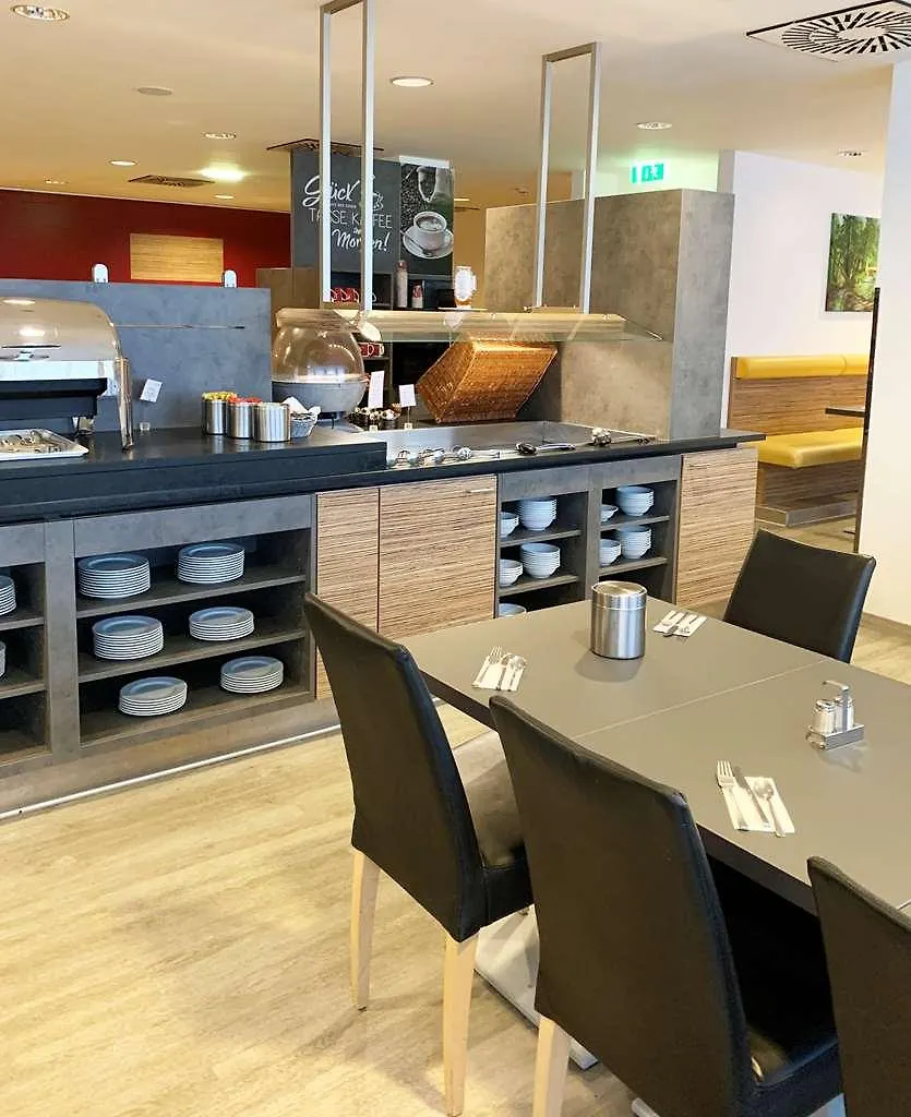 Senator Hotel Viena