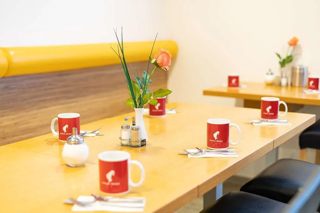 Senator Hotel Wenen 4*,